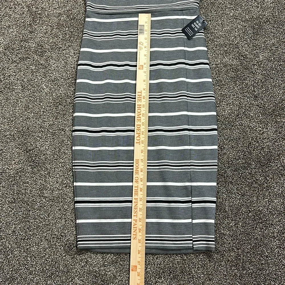 NWT Express body con stripes business casual black and white striped dress XS - Picture 4 of 9